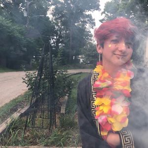 Meet your Posher, Jade